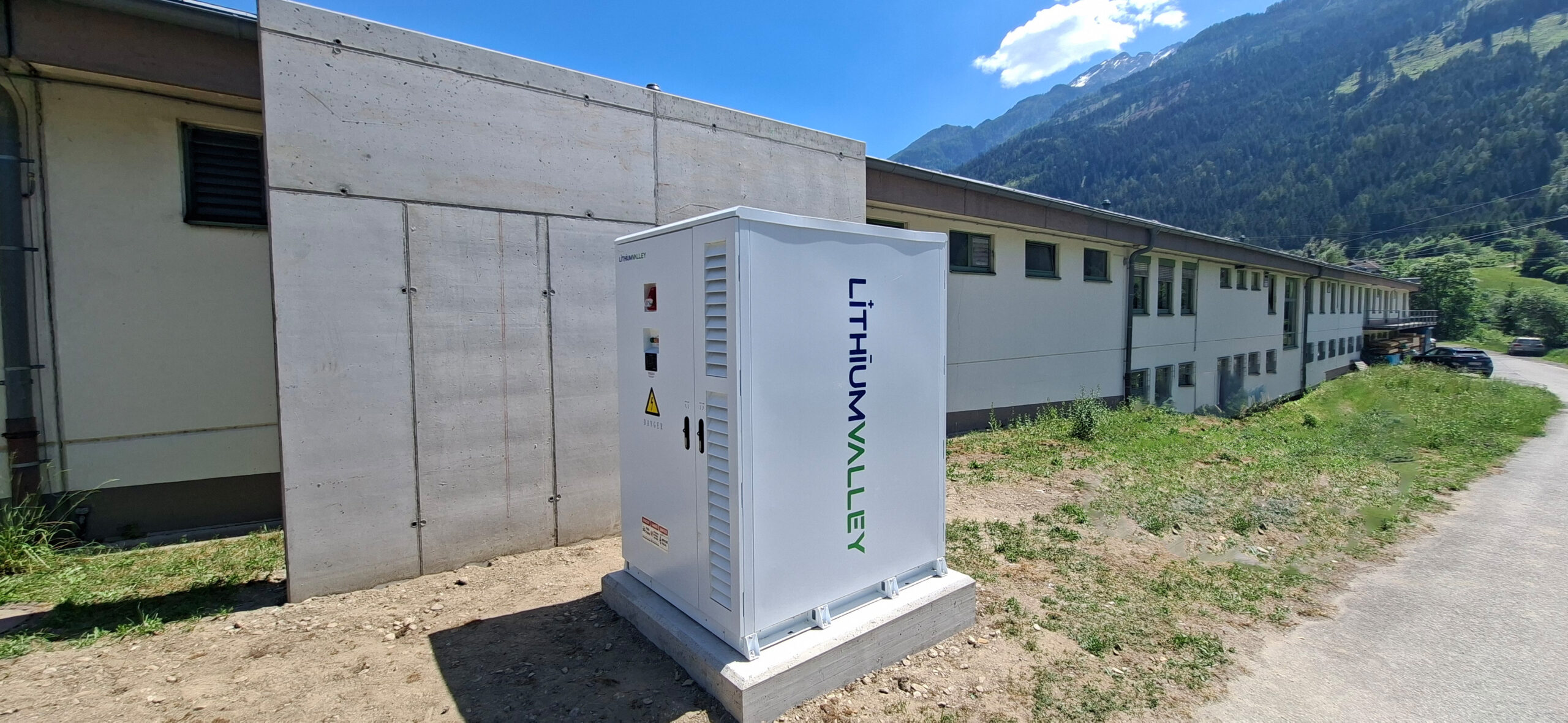 PVI Lithium Speichersystem bei Außerfragant